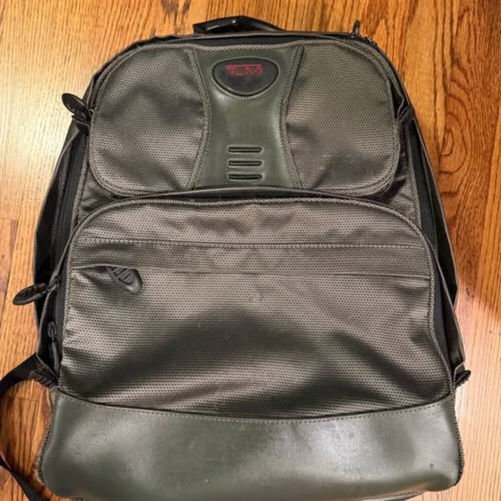 Green Tumi Backpack Good condition